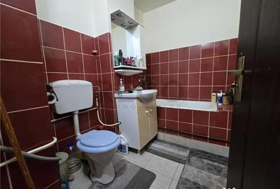 Apartament cu 2 camere decomandat în Central - 2