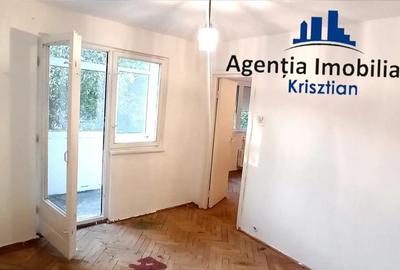 Apartament cu 2 camere de vanzare - Zona Micro 15 - 2