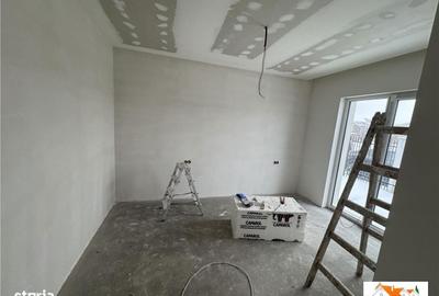 Casă cu 4 camere cu Teren 389 Mp în Central - 1