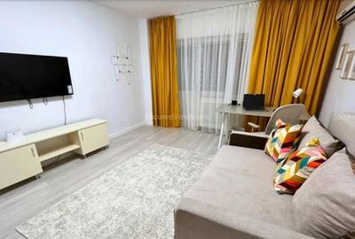 Garsonieră decomandată, mobilată în Vitan Mall