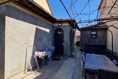 Casă cu 3 camere în Ungureni - 6