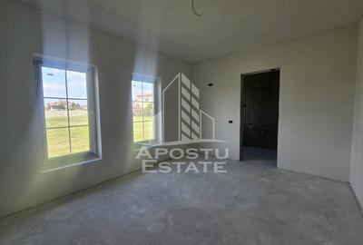 Jumatate de duplex pe parter cu 3 camere si 2 bai, Sag - 4