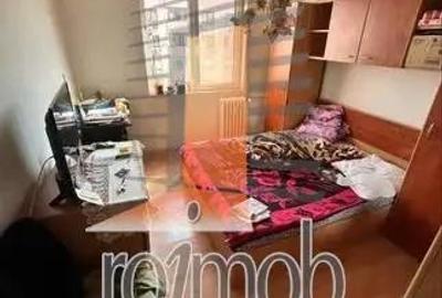 Apartament cu 4 camere semidecomandat în Teiul Doamnei - 4