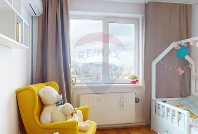 Apartament cu 3 camere decomandat în Vlahuță - 2