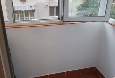 Apartament cu 3 camere decomandat în Tineretului - 2