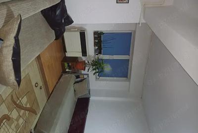 Apartament cu 4 camere decomandat în Vitrometan - 2
