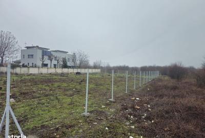 Teren de 2800 mp, în Central