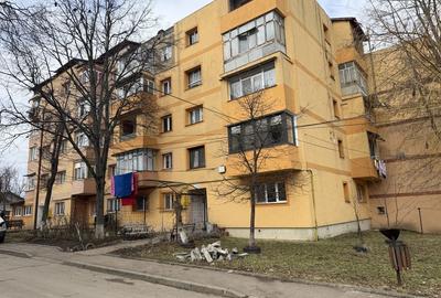 Apartament cu 2 camere decomandat în Central - 1