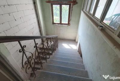 Apartament cu 5 camere semidecomandat în Central - 6
