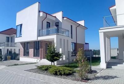 Casă cu 5 camere cu Canalizare în Mogoșoaia - 1