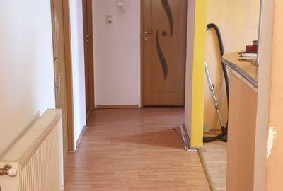Apartament cu 3 camere decomandat în Central - 7
