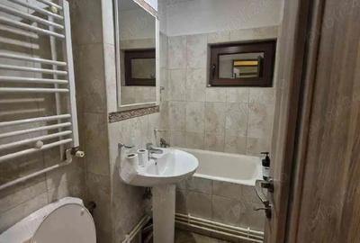 Apartament cu 2 camere semidecomandat în Rovine - 4