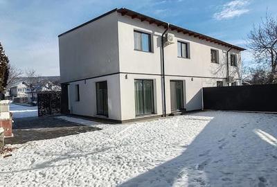 Casă cu Teren 220 Mp în Valea Mare - 1