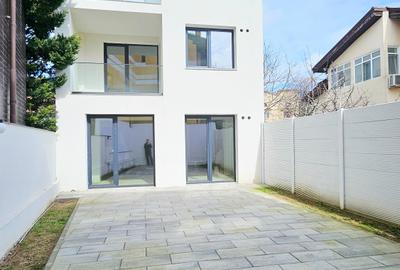 Apartament cu 3 camere decomandat în Decebal - 1