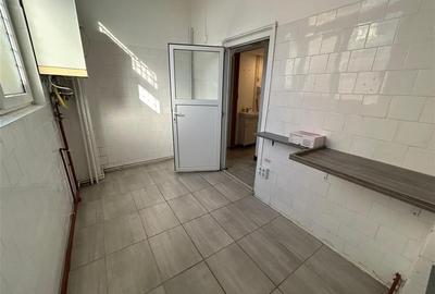 Spațiu comercial, de 39 mp, în Craiter - 4