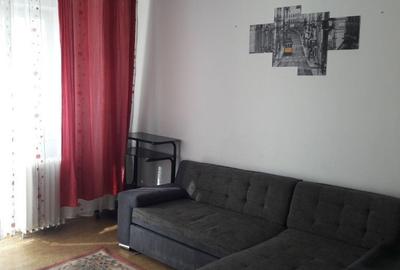 Apartament cu 2 camere decomandat în Girocului