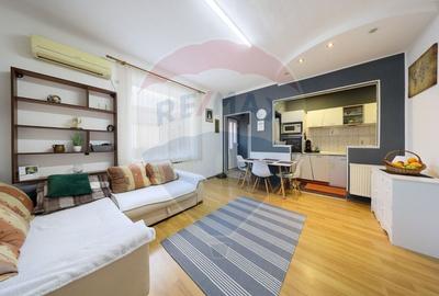 Casă individuală cu 6 camere cu Garaj în Central - 1