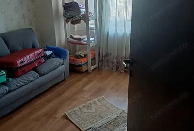 Inchiriez apartament cu 3 camere zona unirii fantani centru civic Inchiriez apartament cu 3 camere zona unirii fantani centru civic - 3