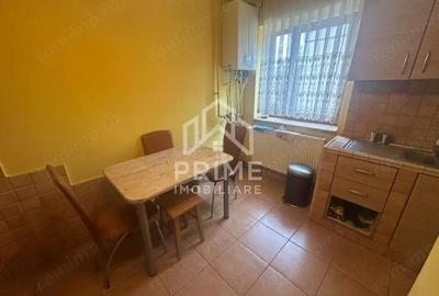 Apartament cu 3 camere decomandat în Cetate - 2