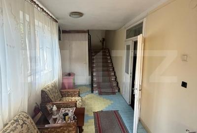 Casa cu etaj, 160 mp utili, 1352 mp teren, zona Burdujeni - 13