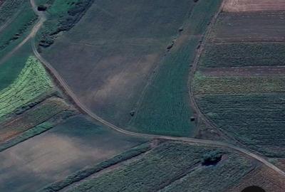 Teren de 20500 mp, în Exterior Vest - 1