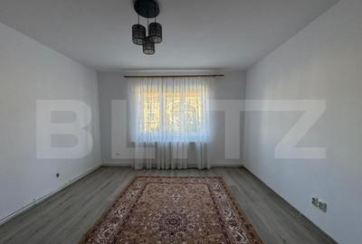 Casă cu 3 camere cu Teren 1079 Mp în Central