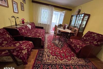 Apartament cu 3 camere semidecomandat în Central - 9