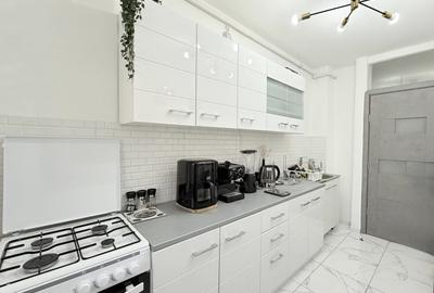 Apartament cu 2 camere decomandat, mobilat în Tomis II - 8