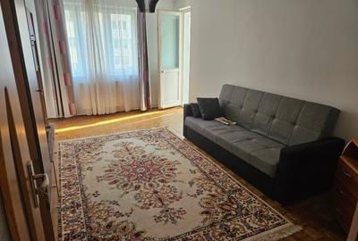 Inchiriez apartament 2 camere, decomandat, mobilat, balcon inchis cu tamplarie P - 3