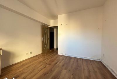 Apartament cu 3 camere decomandat în Valea Cetății - 3