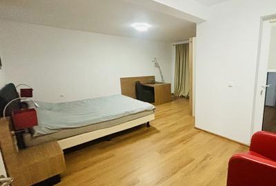 Casă cu 4 camere cu Canalizare în Central - 5