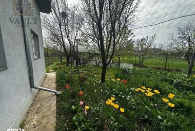 Casă cu 4 camere în Pădurișu - 2