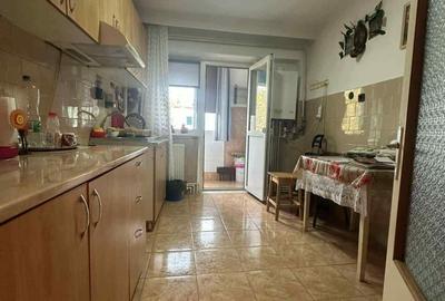 Apartament cu 2 camere decomandat în Obor - 6