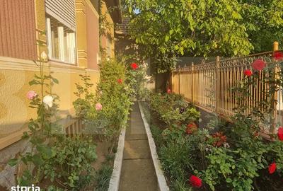 Casă cu 4 camere cu Teren 1000 Mp în Central - 11
