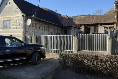 Casă cu 3 camere în Ozd - 1