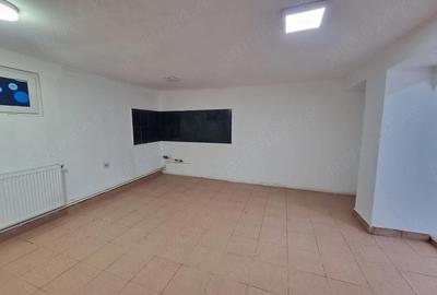 Spațiu comercial, de 80 mp, în Nord - 4