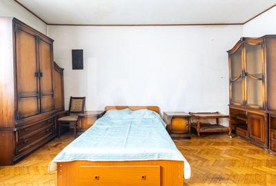 Casa individuala de 4 camere, oportunitate de investitie, Str.Plevnei - 12