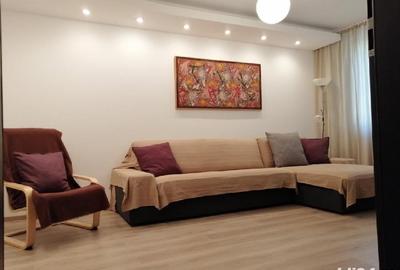 Apartament cu 4 camere decomandat în Apusului - 3