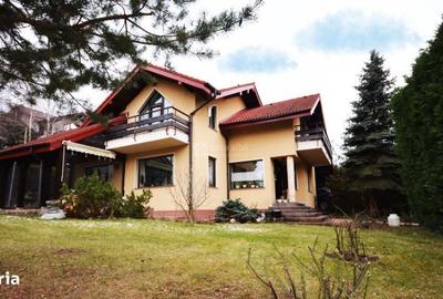 Casă cu 4 camere în Păun - 3