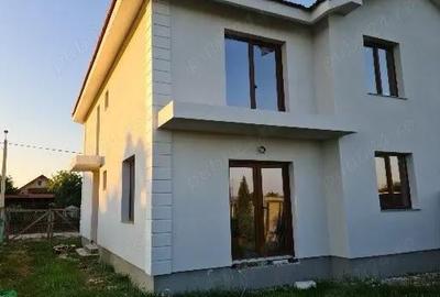 Casă cu 3 camere cu Teren 500 Mp în Păulești - 6