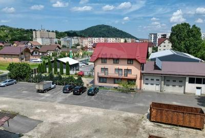 Vila cu potential in Zarnesti - 10 camere, curte mare - 5