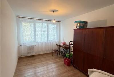 Apartament cu 3 camere decomandat în Obor - 3