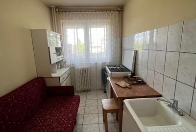 Etaj 3-Tatarasi Piata Chirila-2 Camere 52mp - 2