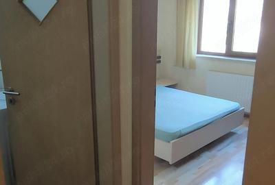Apartament cu 2 camere decomandat în Girocului