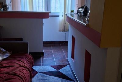 Garsonieră decomandată în Central - 2