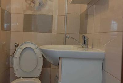 Apartament cu 4 camere decomandat în Central - 1