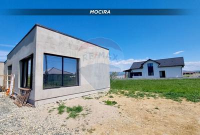 Casă individuală cu 5 camere cu Teren 900 Mp în Mocira - 4