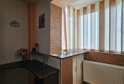 Apartament cu 2 camere decomandat în Micro 15 - 13