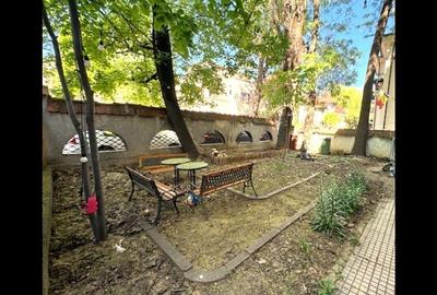 Casă cu 8 camere cu Canalizare în Kiseleff - 1