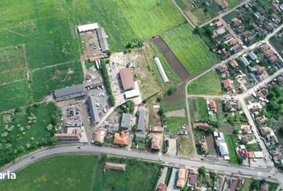 Teren de 2100 mp, în Central - 3